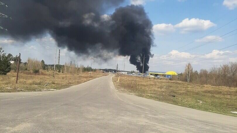 Погода дзержинск сегодня по часам нижегородская область. Пожар в промзоне Дзержинска 19 апреля. Пожар в Дзержинске Нижегородской области сегодня в промзоне. Пожары. Пожар в Дзержинске сейчас.