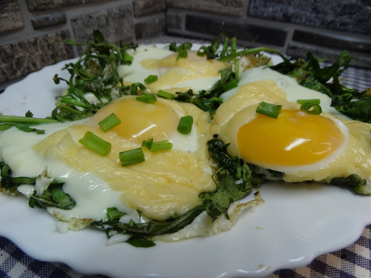 Яйца "Сур ле Плат"