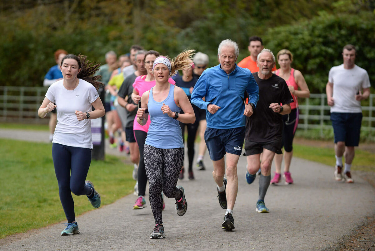Утренняя пробежка. Как начать бегать по утрам и насколько это полезно?
