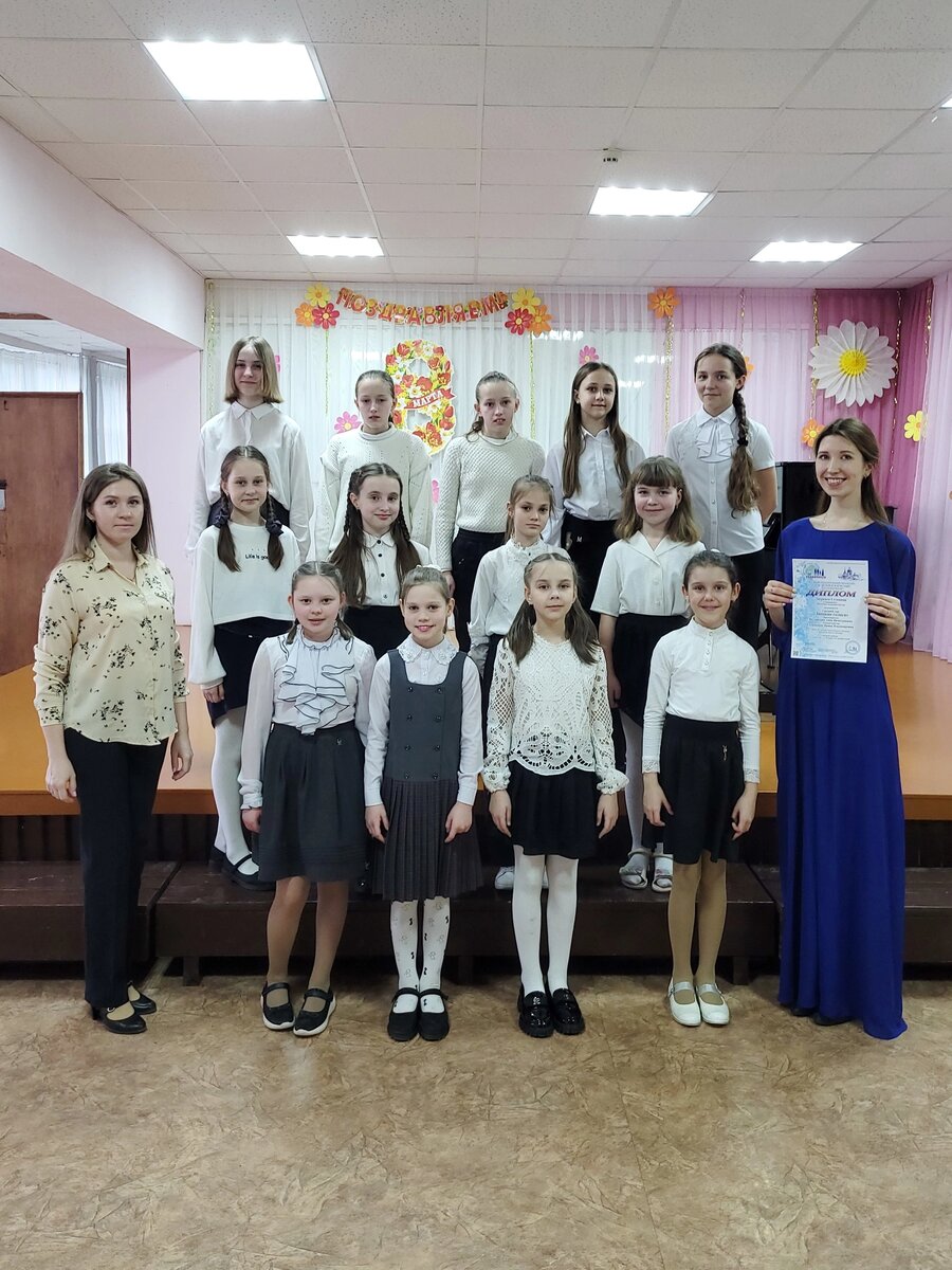 Средний хор "Звонкие голоса"