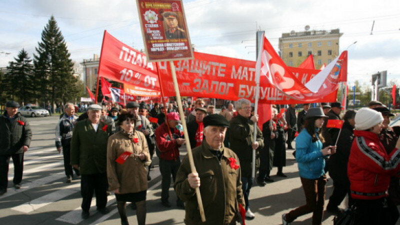     Празднование 1 мая в Барнауле. Олег Богданов