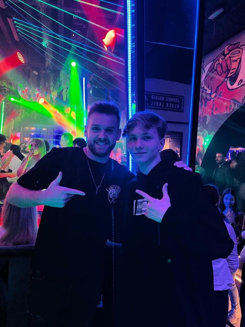     Никола NiKo Ковач и Илья m0NESY Осипов из G2 Esports