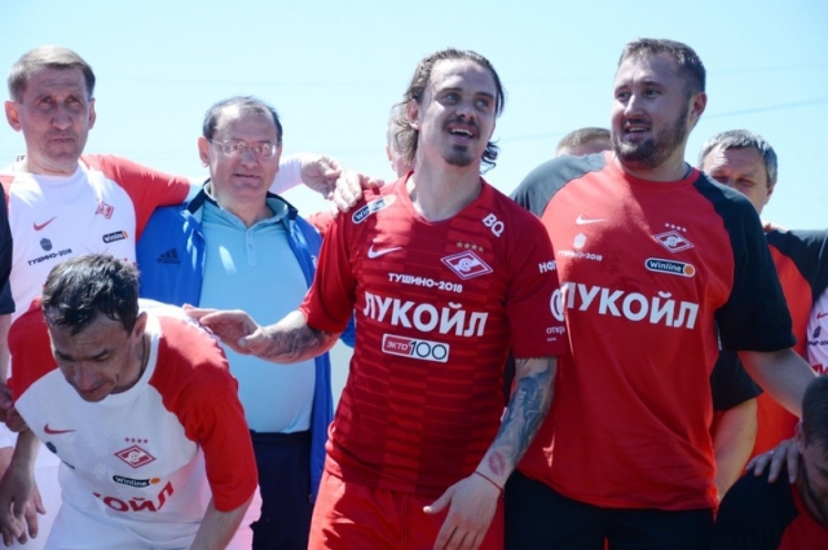    Иркутянин Андрей Ещенко принял участие в матче звезд российского футбола