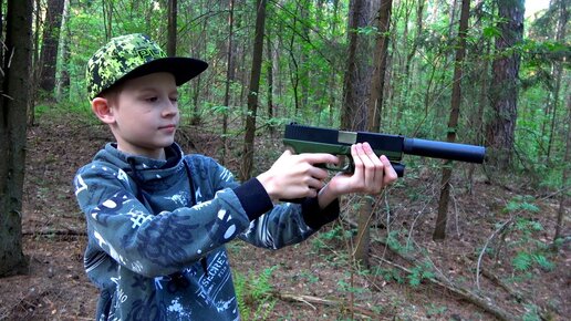 Детский пистолет с пульками и вылетающими гильзами Глок Glock 18 от TGT Kids