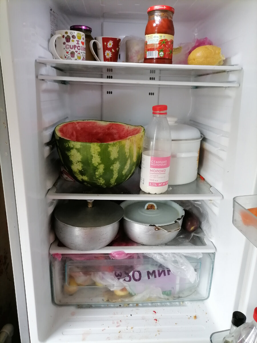 Фото тетиного холодильника