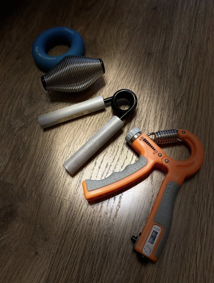 Виды кистевых эспандеров