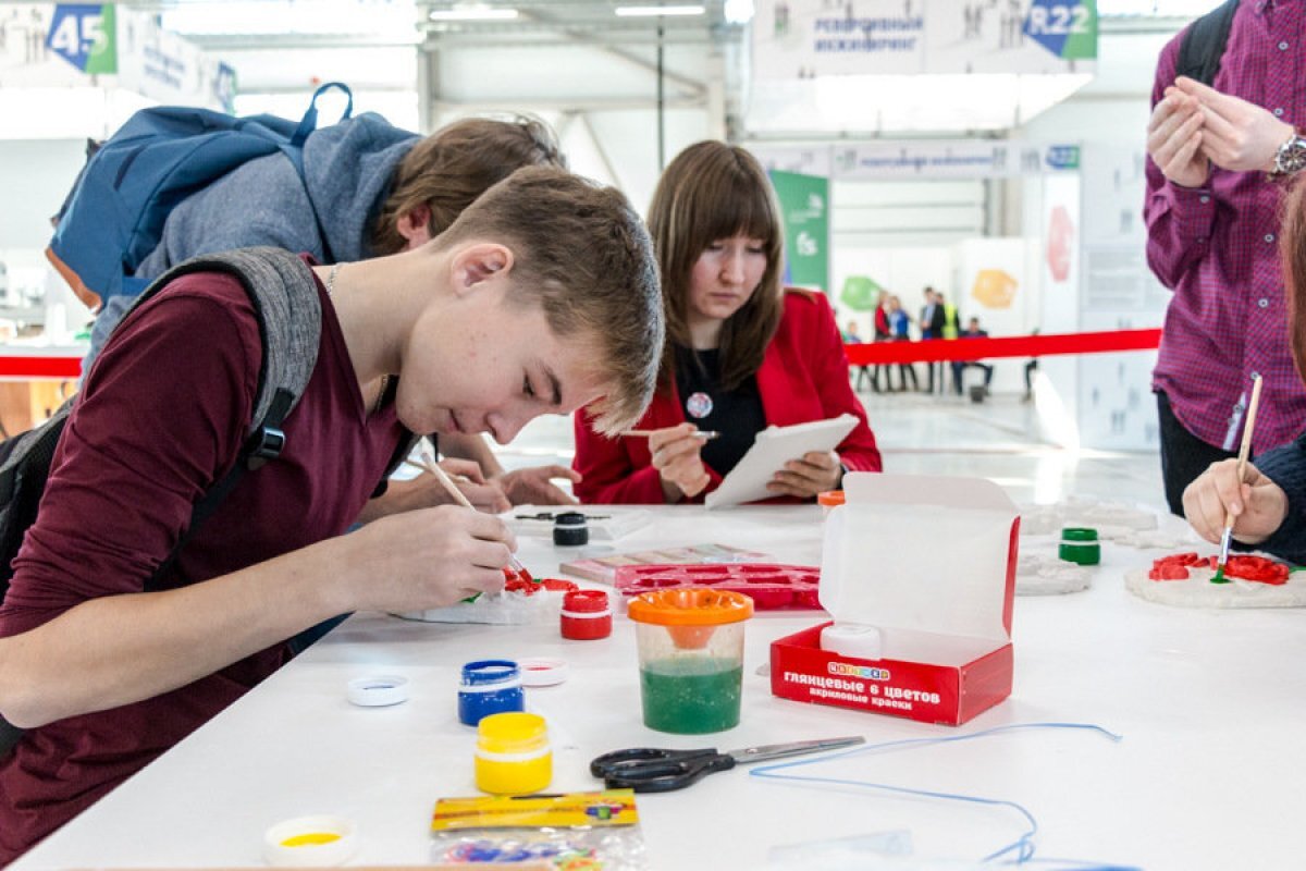    Томский профориентолог Краснова рассказала, как подростку выбрать профессию