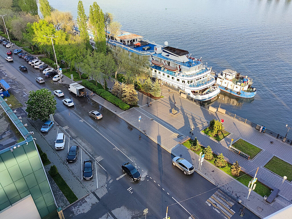 Биг ростов. Свердловская набережная велодорожка. Места на левом берегу в Ростове на Дону. Власти Ростова. Ростов самые некрасивые места.