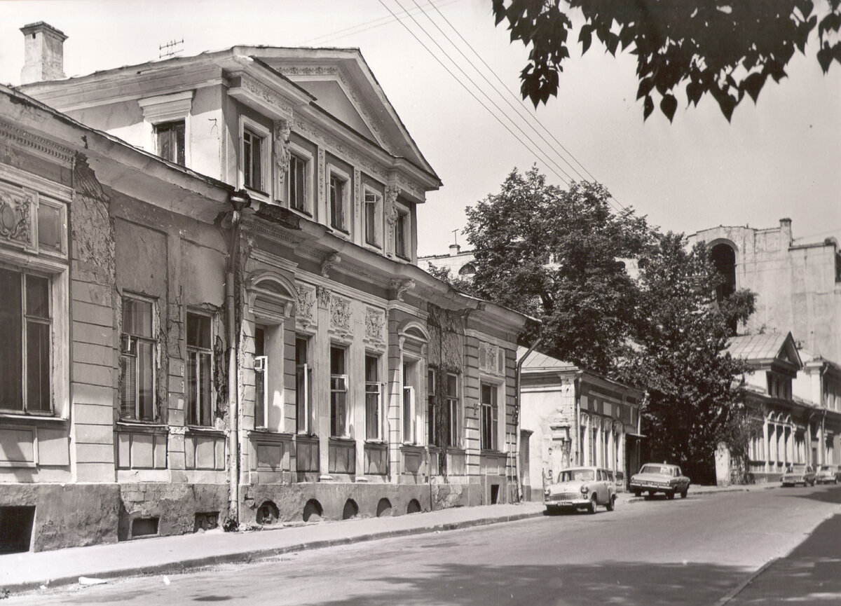 Трубниковский переулок