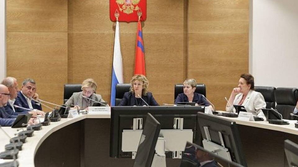     Депутаты облдумы обсудили льготы для семей волгоградских участников спецоперации, сообщает пресс-служба ведомства. Семьям могут предоставить бесплатное посещение культурных мероприятий.