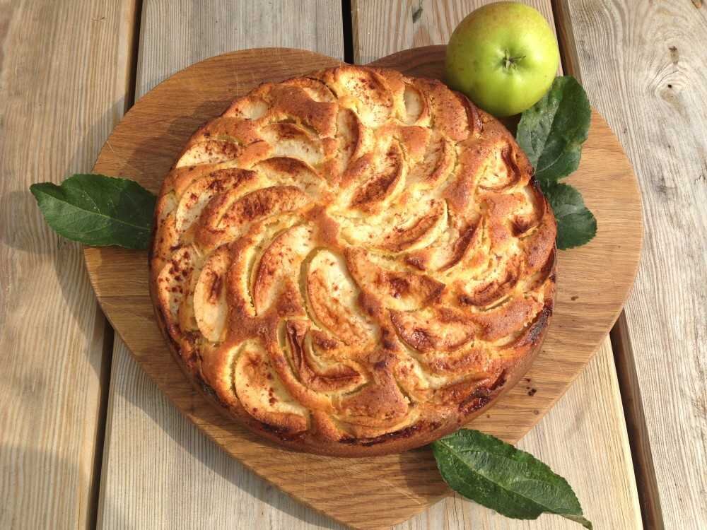 Украшение для пирога шарлотка