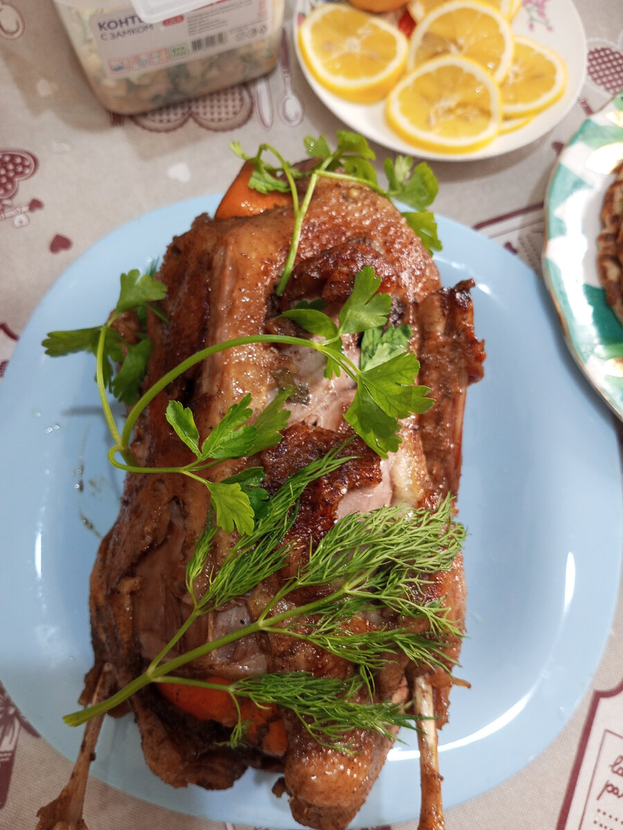 Утка печеная