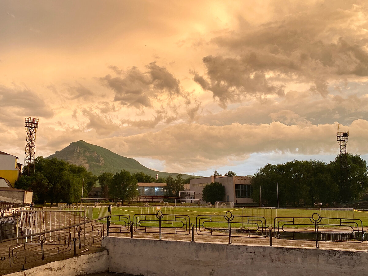 Вид из отеля «Олимп».