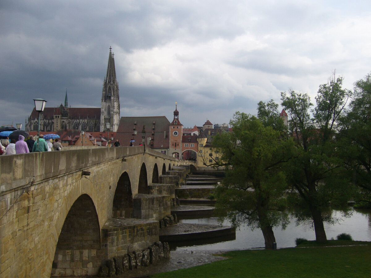 проект золотое кольцо россии углич. основание крепости самара. проект о суздале в городе суздале. старинное название городков. возникновение древних городов.