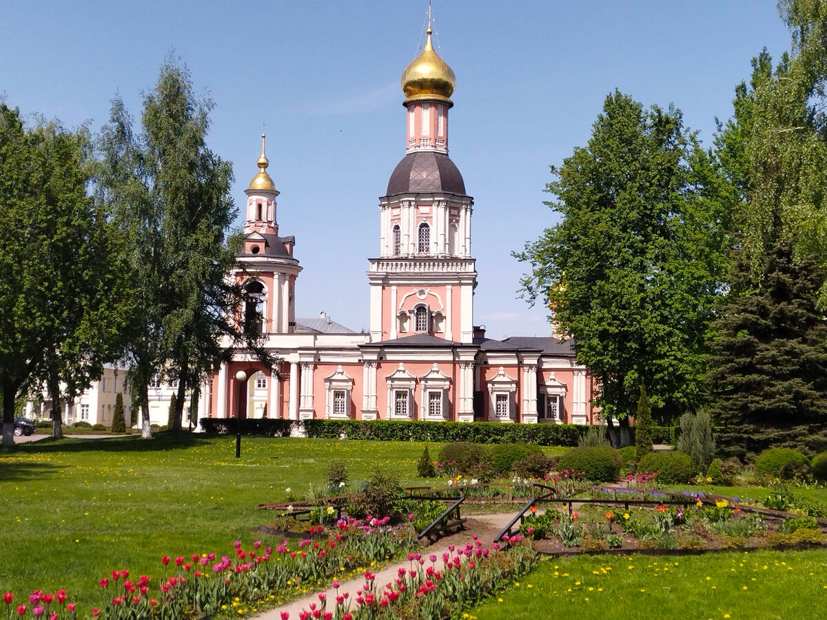 Храм Троицы Живоначальной в Свиблове, Москва. Фото Открываем Россию
