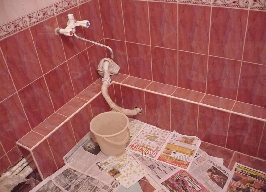 Прокладка труб в ванной и туалете своими руками