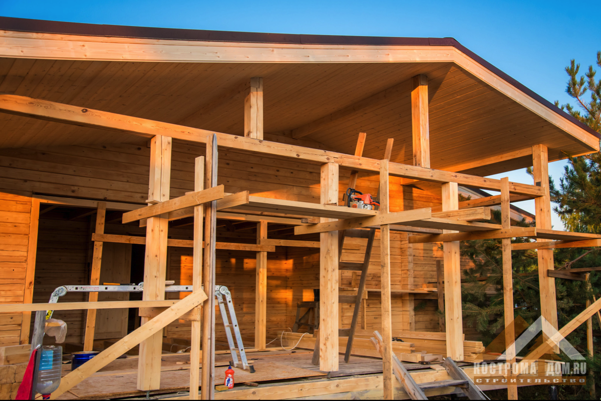 Брус или каркас. Современный дом из бруса. Что лучше дом из бруса или каркасный. Брус или каркас. Строительство домов из бруса.