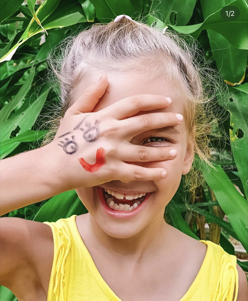 А вот фоточка, где моя детка практически кадр из кино)