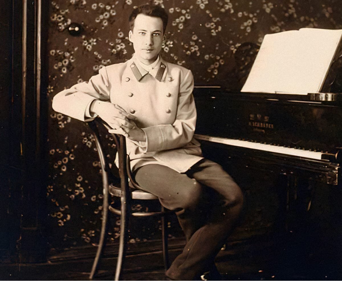 Андрей Белый