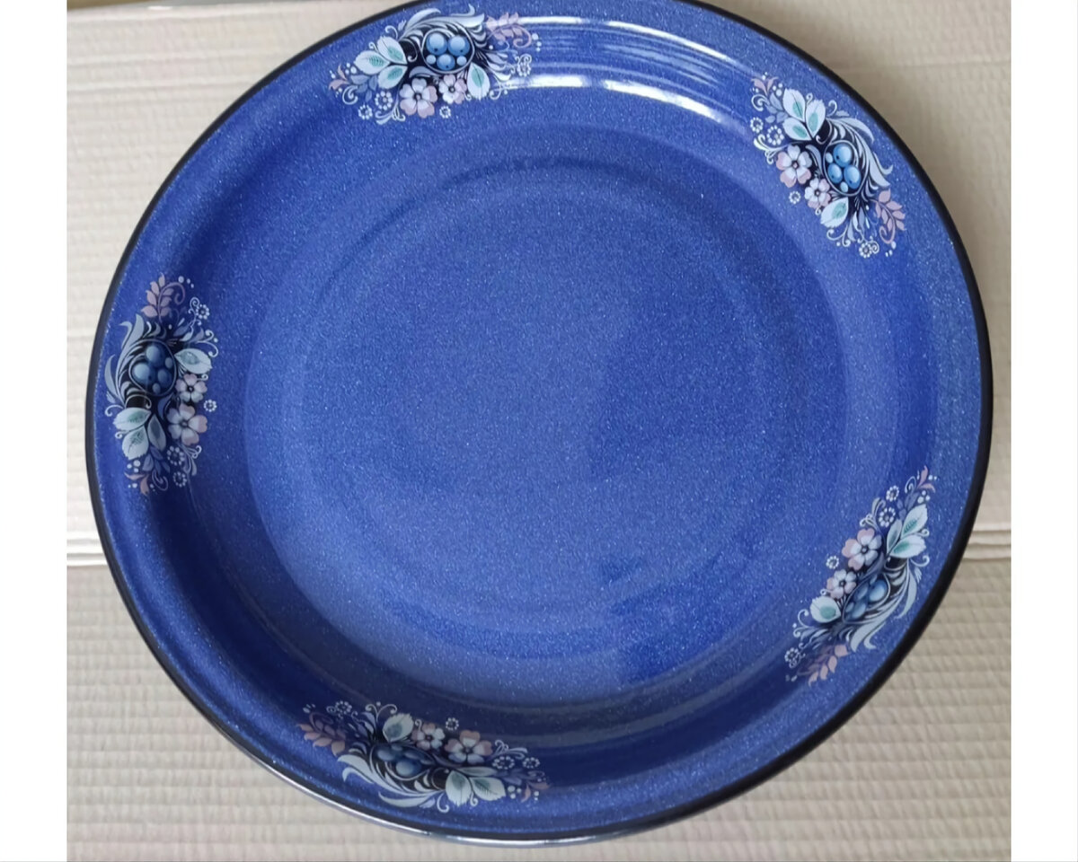 Ляган-большой поднос, национальная посуда народов Средней Азии.