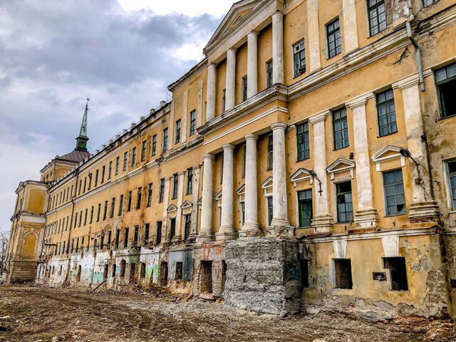    При реконструкции детинца выявляются ошибки проекта