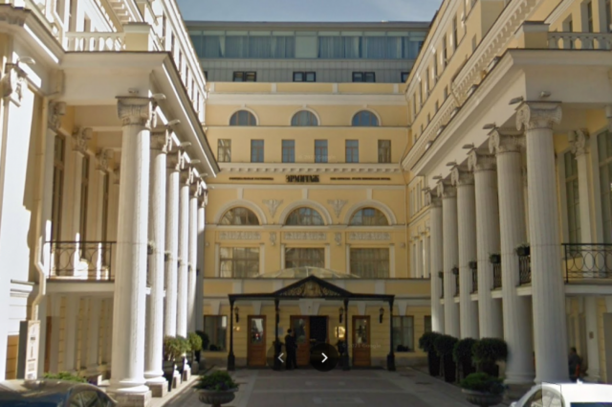    Гостиница Эрмитажа на улице Правды стала собственностью Азербайджана