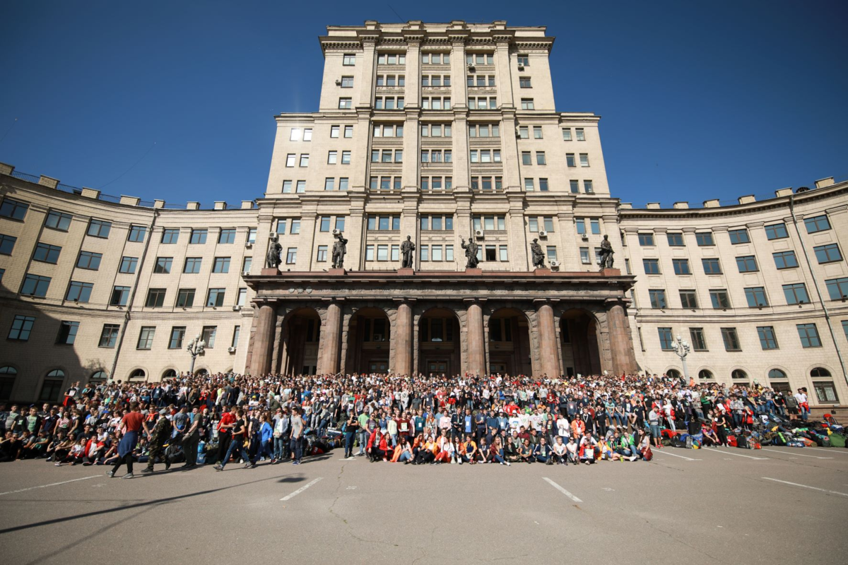 Институт баумана москва. Московский государственный технический университет им. н.э. Баумана. Московский университет Баумана. МГТУ им Баумана главный корпус. Институт в Москве бауманка.