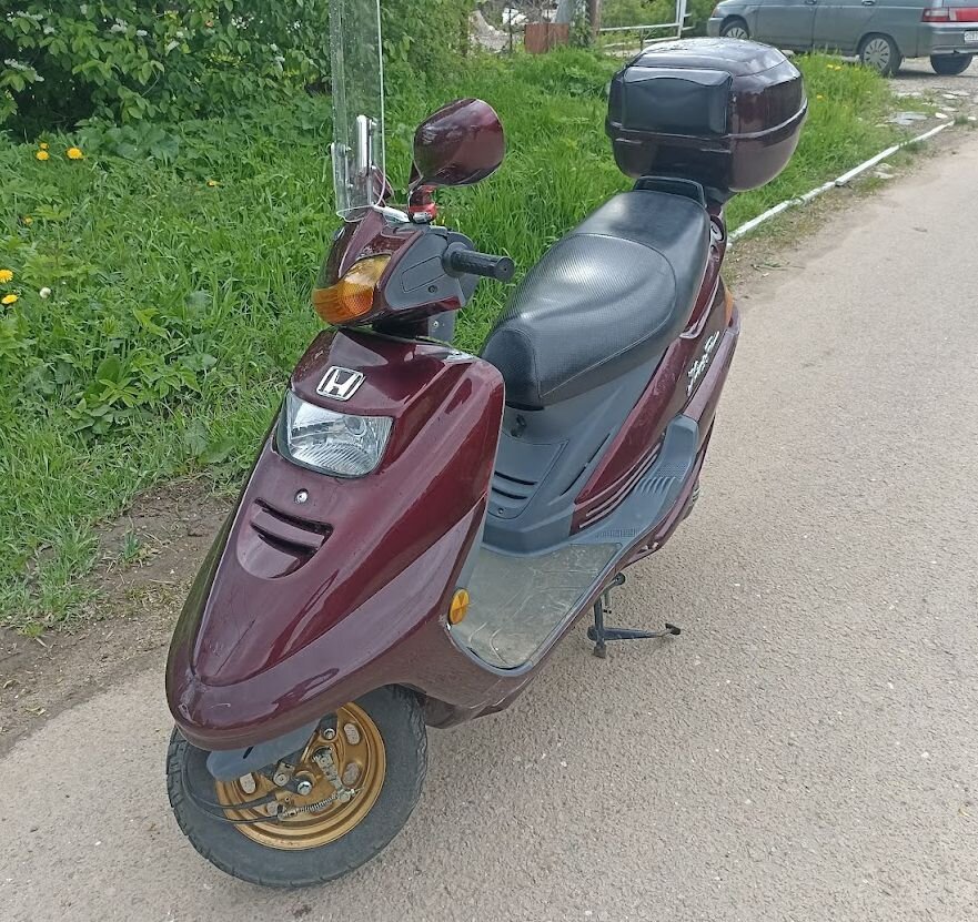 100 кубовый скутер. Уже мотоцикл.