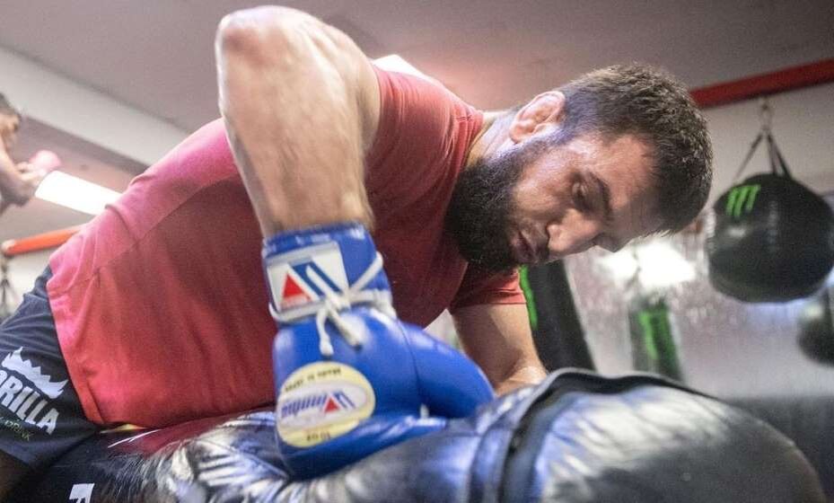    Абубакар Нурмагомедов одержал очередную победу. Соцсети Абубакара Нурмагомедова