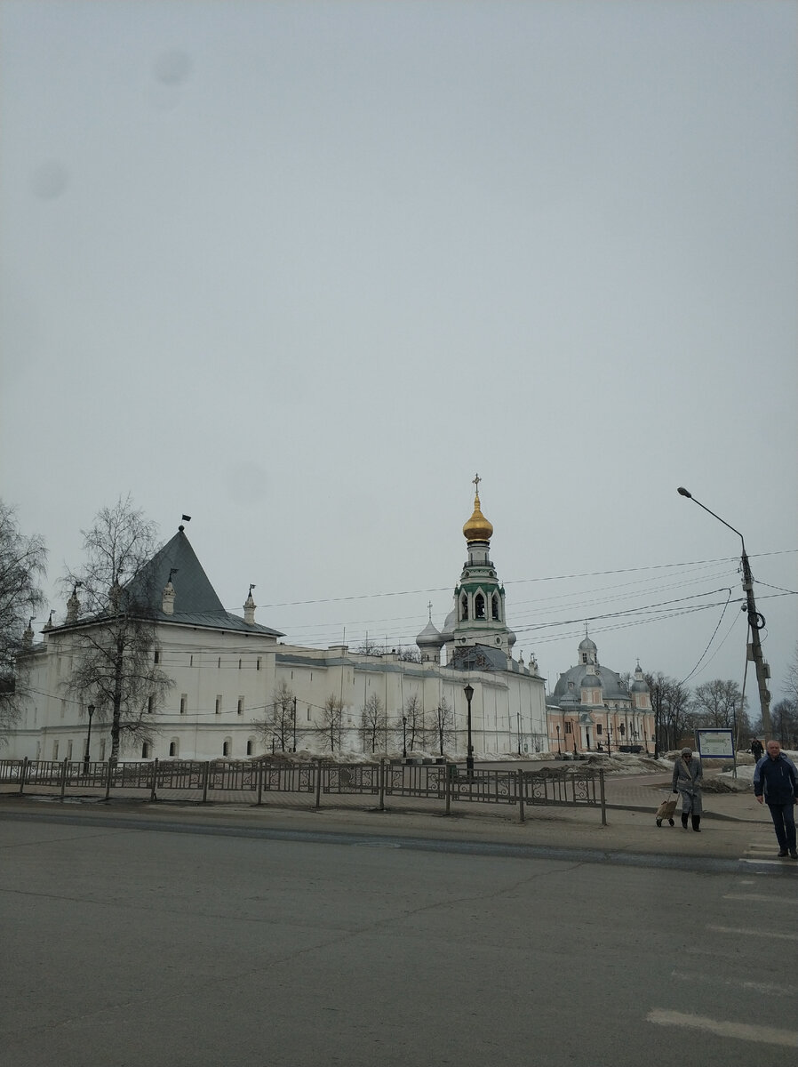 Стены Вологодского Кремля