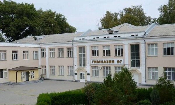 Милое здание. Наверно приятно там работать.