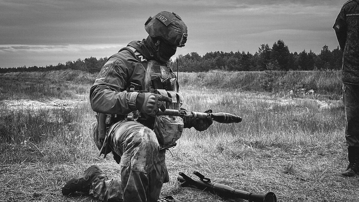     Погибшему было всего 22 года.