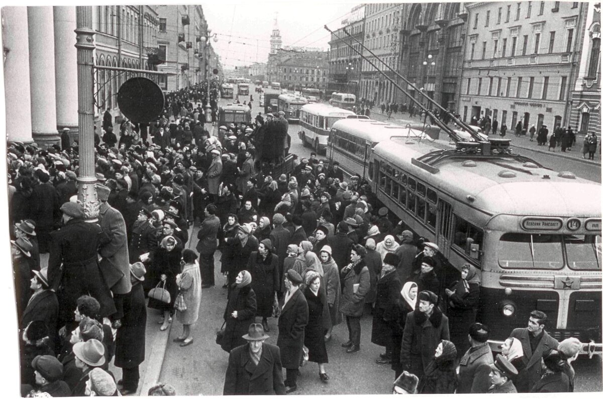 Прогулка по Ленинграду 1961 года. Каким был город на Неве в год, когда ...