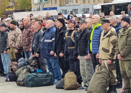    В Госдуме ввели ответственность за дискредитацию добровольцев в СВО