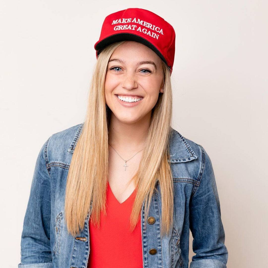 Наша Девочка, Алиса, Православная из Брабанта. - Вильмотс, Сука!! Ты меня "Вскрыл"!! Мразь Советская!! - За Вами приехали,  Эрдингер, служу Отечеству!