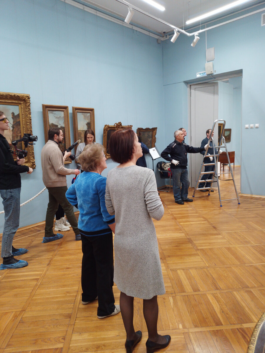 Картина " Пир Валтасара " вернулась в экспозицию Тульского музея изобразительных искусств... После 15 лет реставрации !