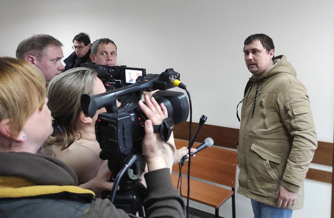 В суде. https://t.me/rusnews/30162