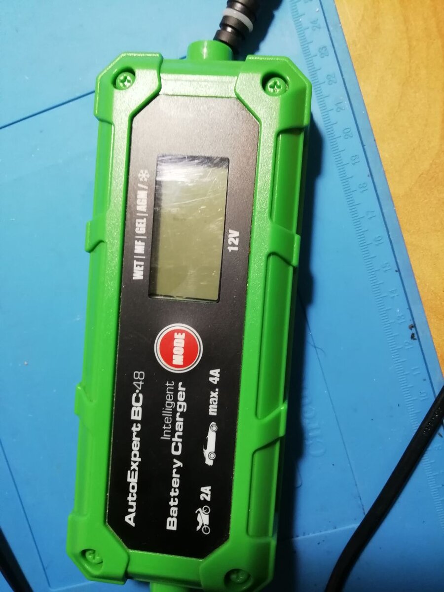 Вот такое автоматическое устройство по фамилии AutoExpert DC-48