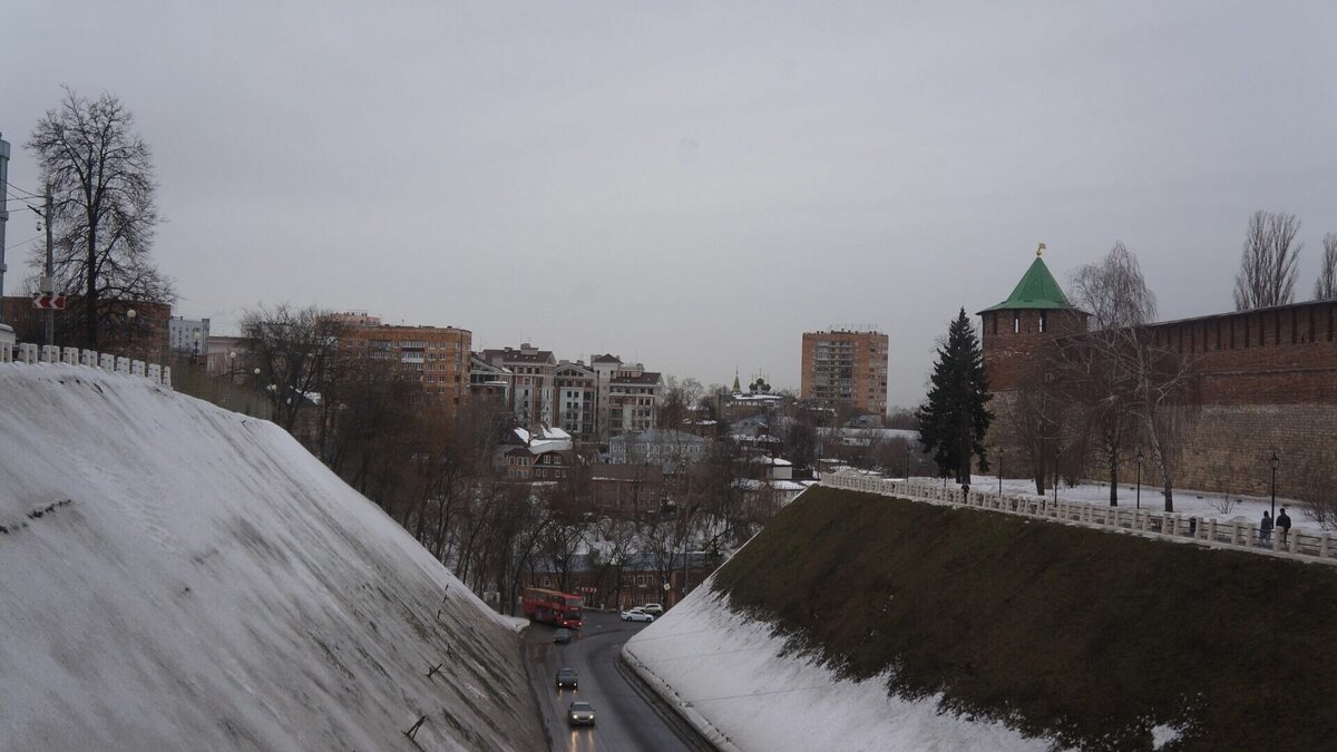     Нейросеть нарисовала нижегородские города в образе людей. Изображения были подготовлены по запросу областного туроператора «Открой мир».