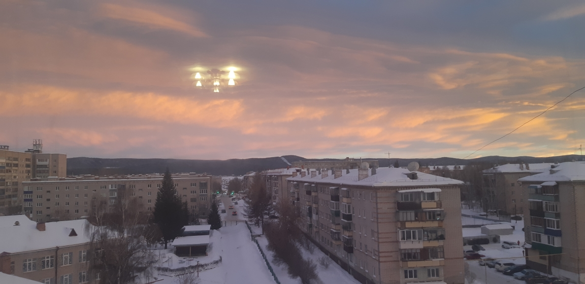 На фото вид из нашего окна в Белорецке