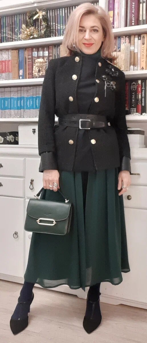 Пальто для мальчика из секонд-хэнда.