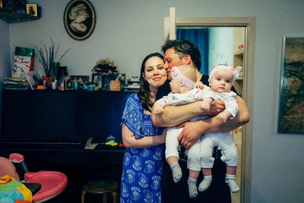 Павел и Ксения Кроль с дочками