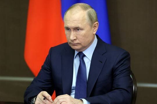    Владимир Путин предупредил, что Россия ответит на использование оружия с ядерным компонентом
