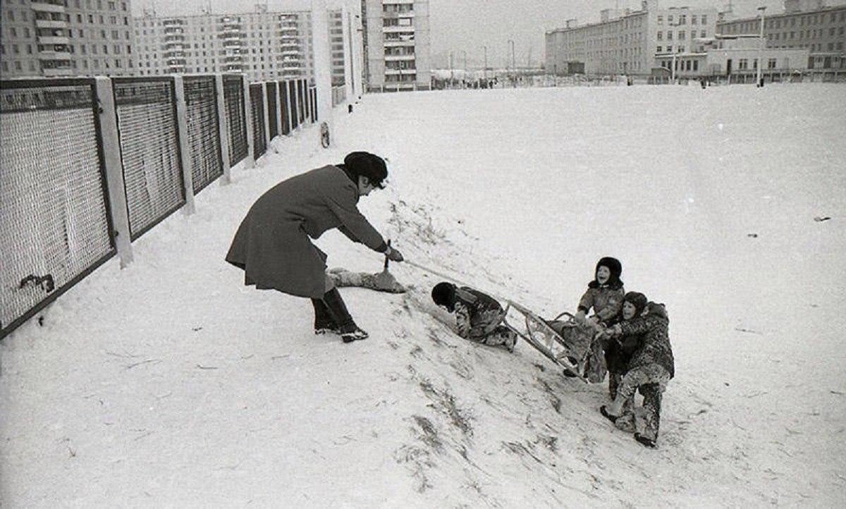 Детство СССР 80е. СССР 70-Е зима. Зима в Советском Союзе. Детство зимой в СССР.