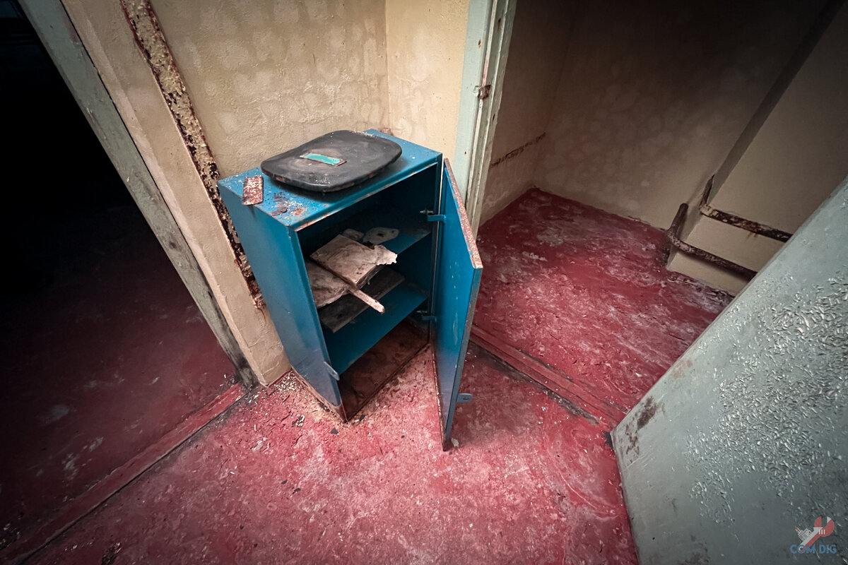 В заброшенном бункере обнаружили бандитскую «пыточную». Жуткое местечко ...