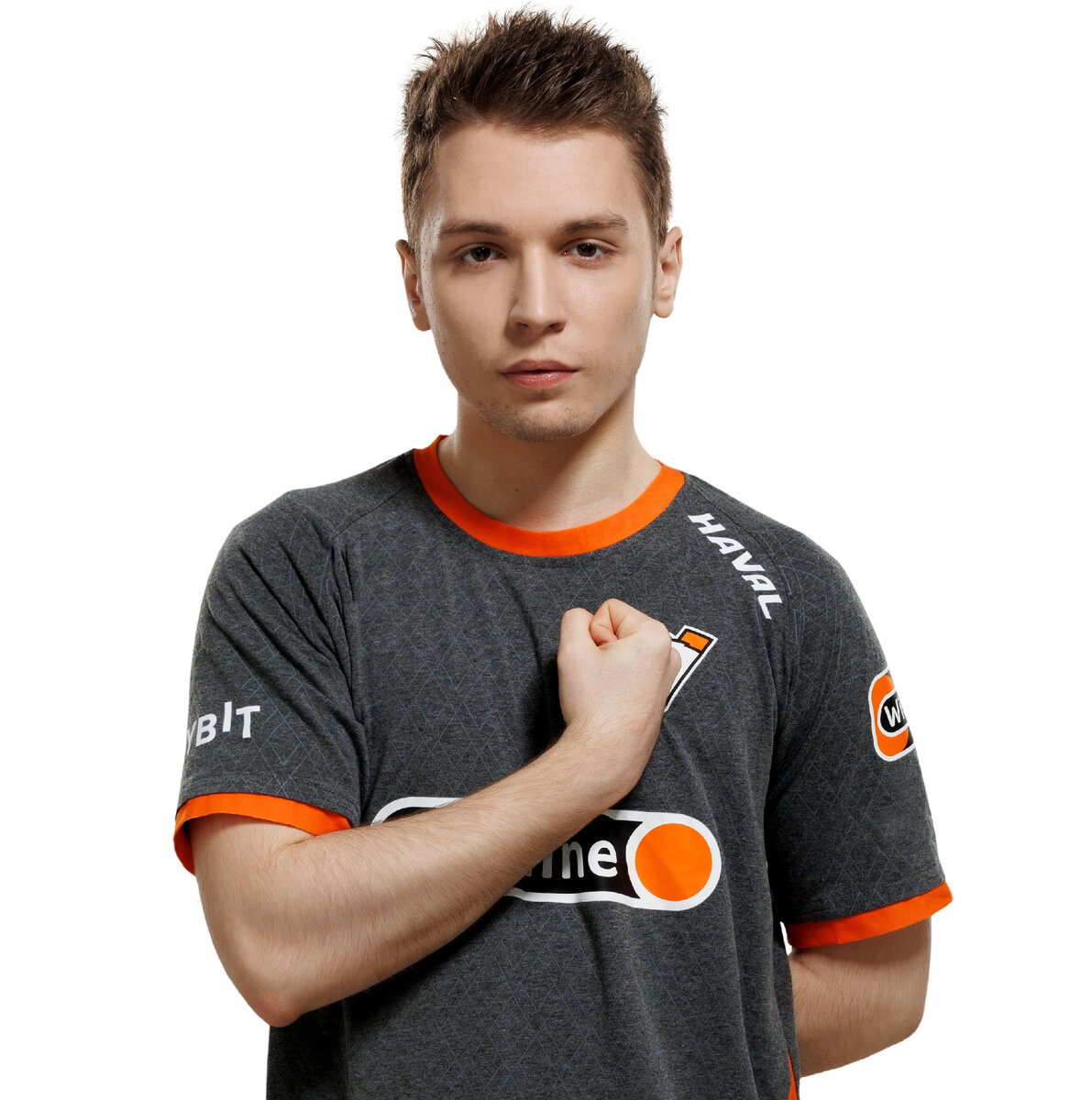 — Результаты могли улучшиться, если бы у нас был буткемп перед The International 2022, но это зависело только от нас. Потому что нет стопроцентной инфы, что мы бы пофиксили проблемы с коммуникацией, которые у нас возникали. Мы даже на самом TI, когда были в верхней сетке против Team Secret, и за день до этого у нас просто нереальный срач начался. Просто ни с чего, с пиков каких-то ненужных. Мы идём одними пиками, потом человек предлагает другие пики, и начинается объяснения ему, почему это не надо делать. А он, наоборот, напрямую тянет: "Давайте вот так". И они прям орать друг на друга начинают. А у нас гранд-финал, чтобы пройти на The International. У нас вот такие проблемы, и я не знаю, решили бы мы их на буткемпе.  На самом деле это надо было решать ещё до. Мы были на буткемпе перед квалификациями, когда мы BetBoom проиграли 0:3. У нас был буткемп, но мы были то ли настолько замучены, то ли просто не хотели работать, я не понял сам, мы вообще никак не коммуницировали. И в те дни у нас отменились тренировки, и никто не понимал, почему. Мы настолько друг на друга уже злые были, не хотели играть. Всё стакнулось, и вот так вот получилось. Я не знаю, помог ли бы нам буткемп перед Last Chance. Я не могу тебе ответить на этот вопрос. 