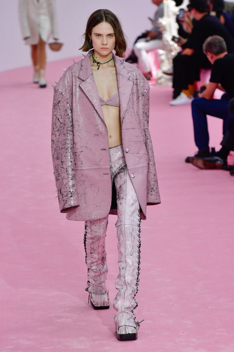    Acne Studios весна-лето 2023LEGION-MEDIA