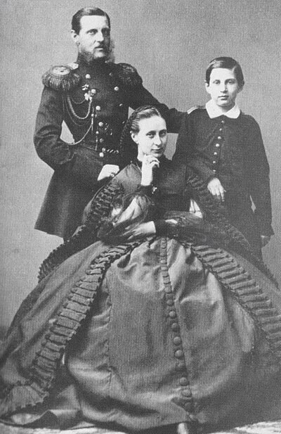  Великий Князь Николай Константинович с родителями 
