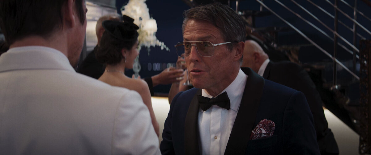 но Грант однозначно уделывает всех, как актер