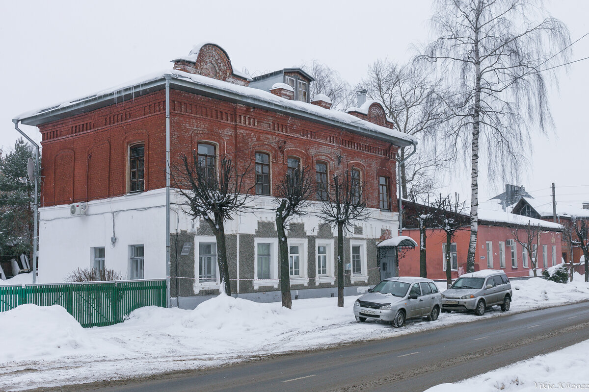 Дом Богомоловых перестроен в камне в 1820 г. 